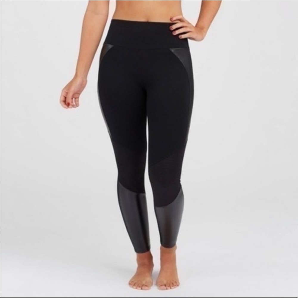 Assets by Spanx Motto Black Leggings Faux Leather Panels Womens Size Small